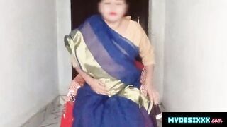 Desi sexy bhabhi fucking with paying guest