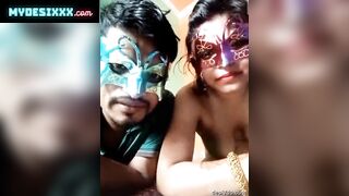 Desi bhabhi pissing on live show and drink her own pee