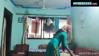 Beautiful randi bhabhi fucking with young college boy with clear hindi talking