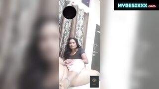 Desi mature bhabhi playing with dick