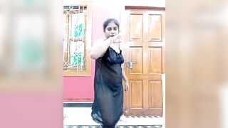 Chubby girl hot nude dance 6