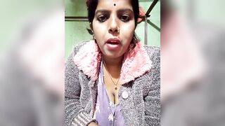 Village bhabhi showing her huge boobs on live show