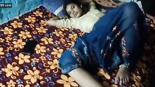 Desi village couple hindi sex tape