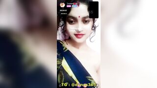 Sexy bhabhi tight boobs on live show