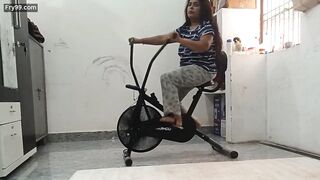 Rich bhabhi fucking with his fitness trainer