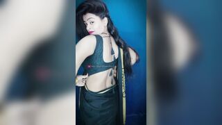 Sexy model try her new blouse and saree