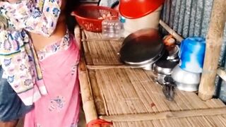 Village bhabhi fucking in cooking time