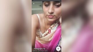 Slim sexy girl remove her saree in live show