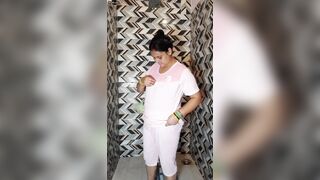 Sexy puja bhabhi bathing video