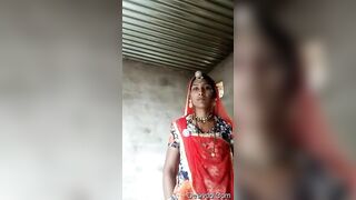 Rajasthani bhabhi showing her big pussy for husband