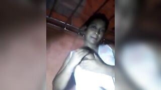 Gaanv ki bhabhi nai banai apni nangi video