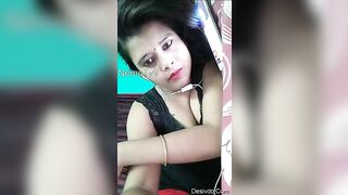 Sexy bhabhi sexy and dirty hindi talking with lover during videocall