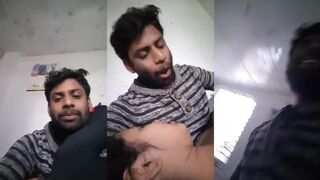 Indian college girl sucking her bf dick