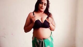 Gujarat ki ladki nai boobs or choot dikhai